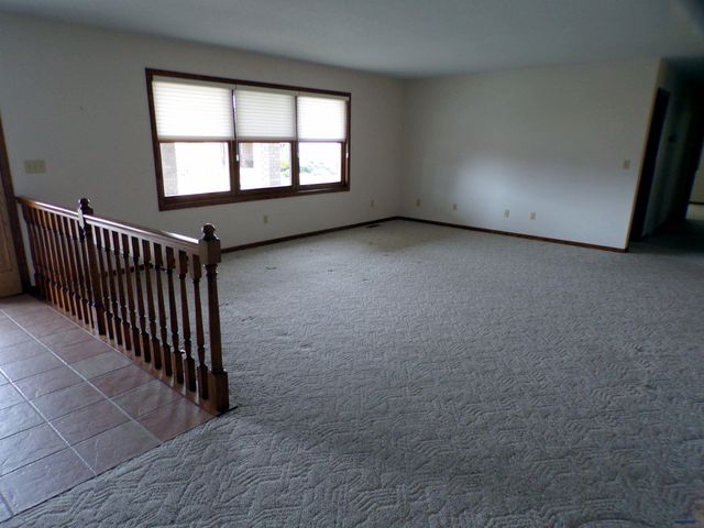 417 ALTA VISTA DR, Rapid City, SD 57701
