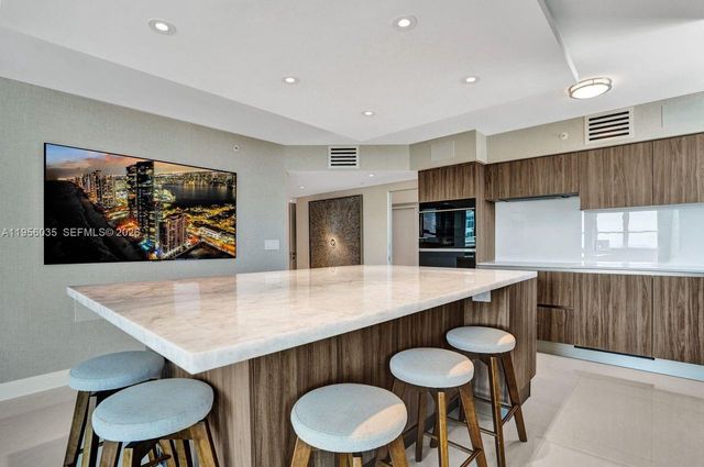 90 Alton Rd 2701, Miami Beach, FL 33139