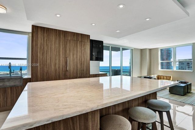 90 Alton Rd 2701, Miami Beach, FL 33139