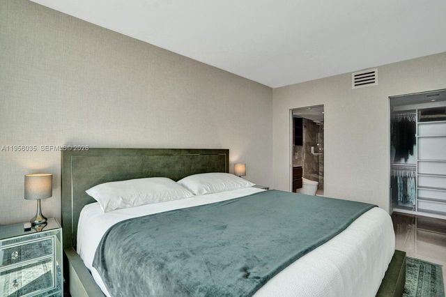 90 Alton Rd 2701, Miami Beach, FL 33139