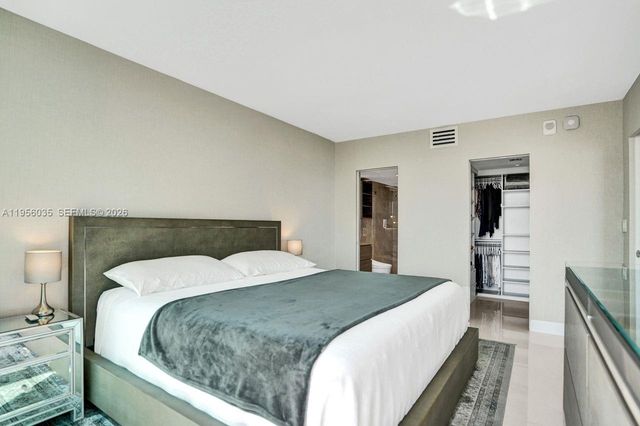 90 Alton Rd 2701, Miami Beach, FL 33139