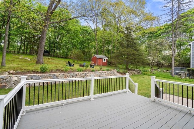 4 Brigham Ct, Natick, MA 01760