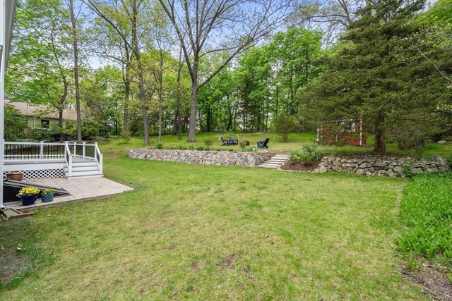 4 Brigham Ct, Natick, MA 01760
