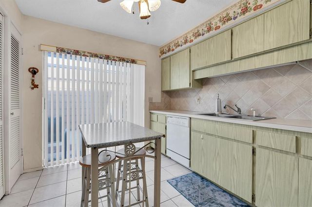 4027 DAVIT DRIVE, New Port Richey, FL 34652