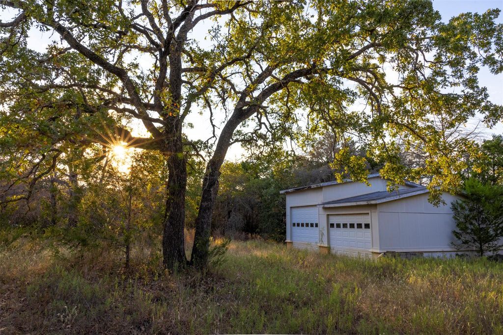 1400 Fm 535, Smithville, TX 78957