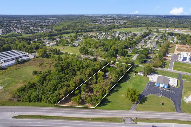 3960 W Farm Rd 148, Springfield, MO 65807