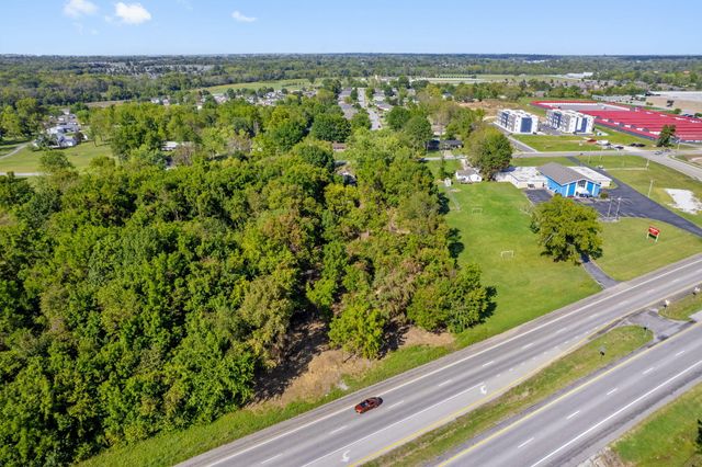 3960 W Farm Rd 148, Springfield, MO 65807