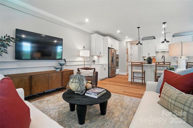 12111 Lavinia Lane, Charlotte, NC 28277