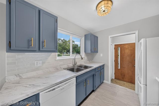 2971 Briarcliff Street, Ann Arbor, MI 48105