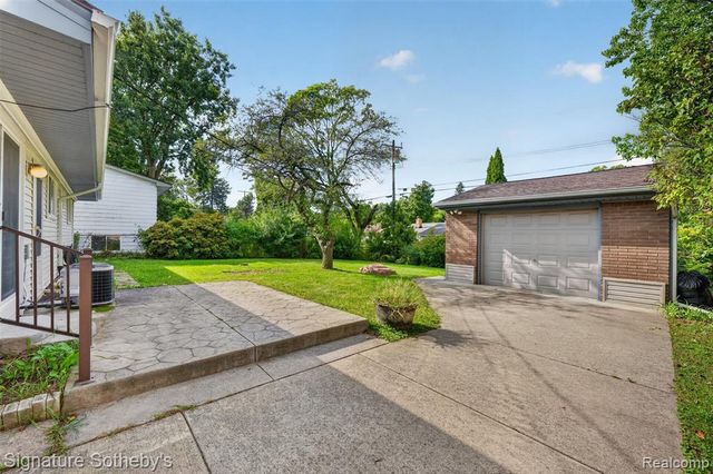 2971 Briarcliff Street, Ann Arbor, MI 48105