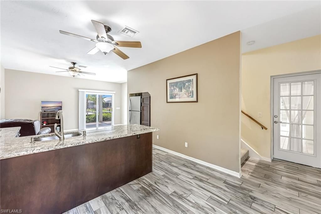 Image 18 of property listing at 1303 SE 20th CT, Cape Coral, FL 33990