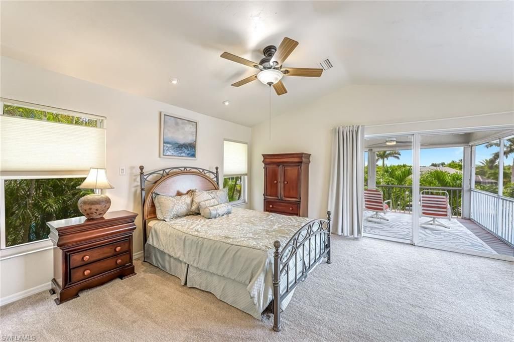 Image 21 of property listing at 1303 SE 20th CT, Cape Coral, FL 33990
