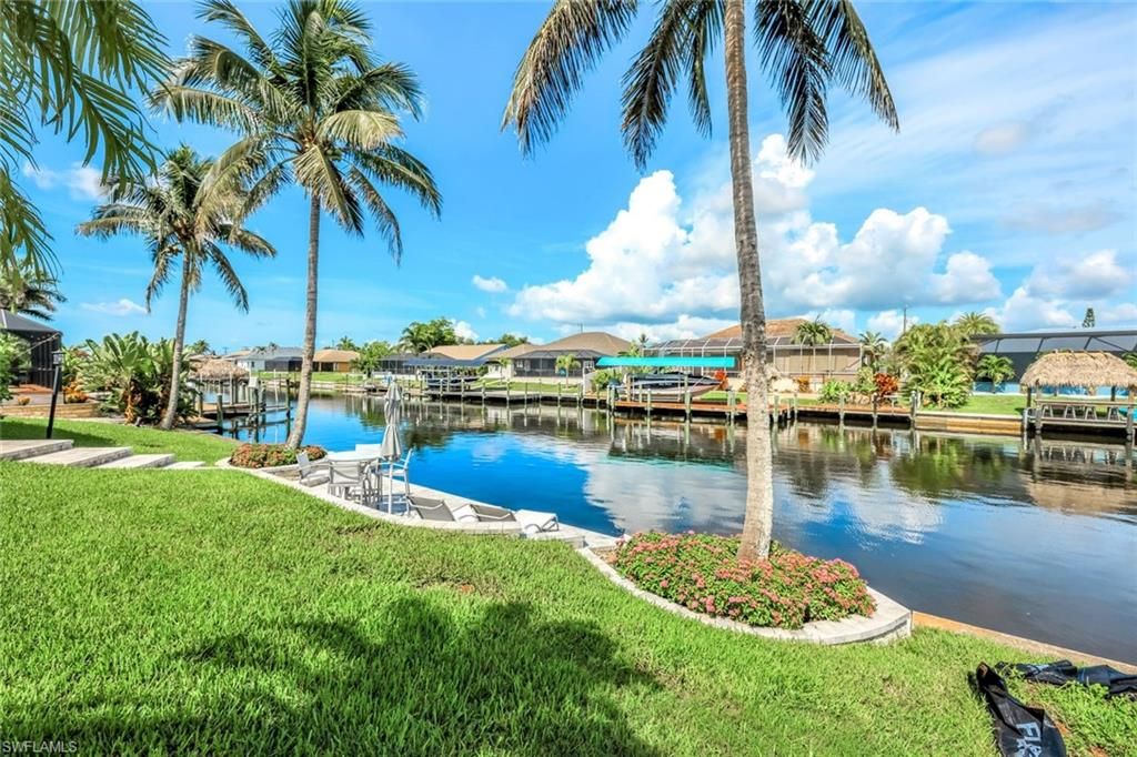 Image 31 of property listing at 1303 SE 20th CT, Cape Coral, FL 33990