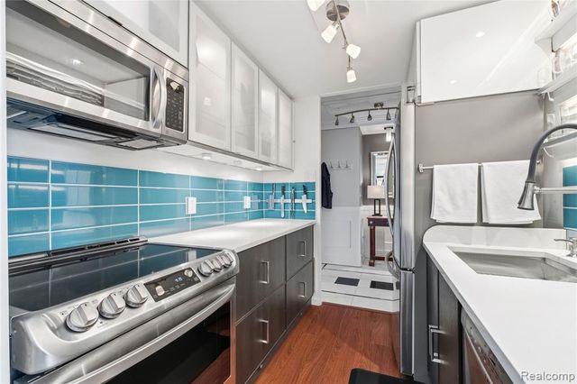 22700 Garrison Street 706, Dearborn, MI 48124