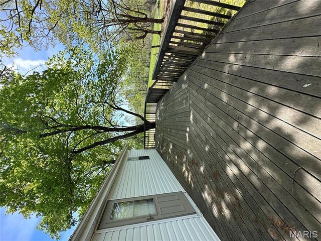215 Rhine RD, Poplar Bluff, MO 63901