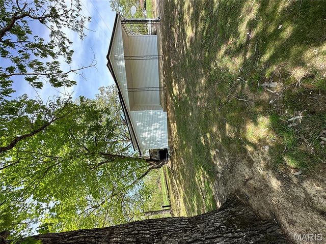 215 Rhine RD, Poplar Bluff, MO 63901