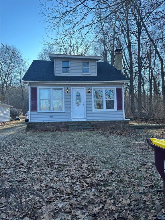 2 Hillside Road, Greenwood Lake, NY 10925