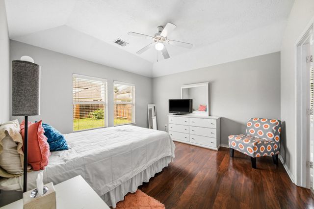 3414 Oaklawn Place Drive, Missouri City, TX 77459