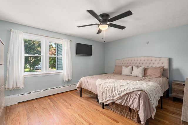100 Norris St, Agawam, MA 01030