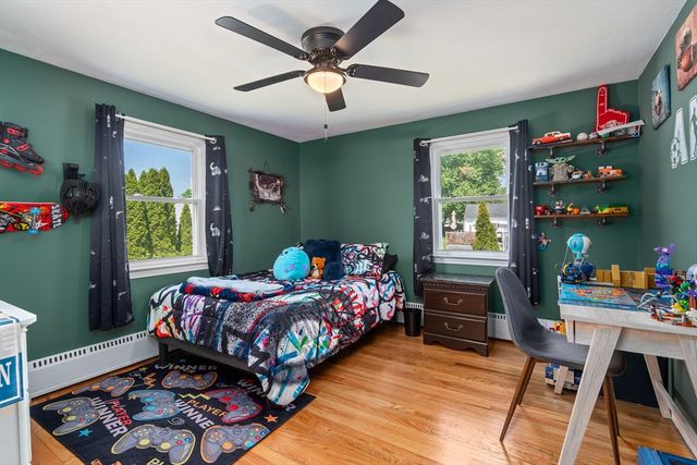 100 Norris St, Agawam, MA 01030