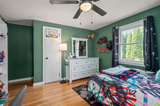 100 Norris St, Agawam, MA 01030