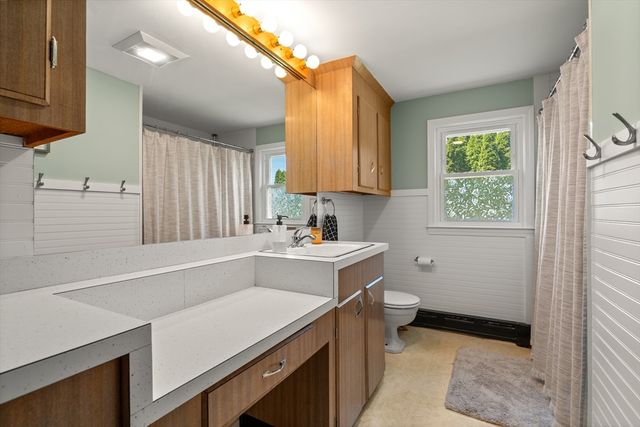 100 Norris St, Agawam, MA 01030
