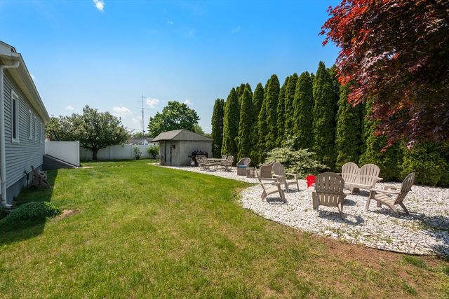 100 Norris St, Agawam, MA 01030