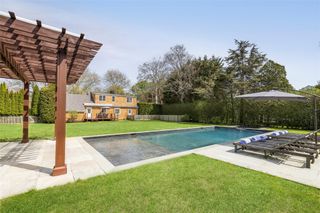 96 Audubon Avenue, Bridgehampton, NY 11932
