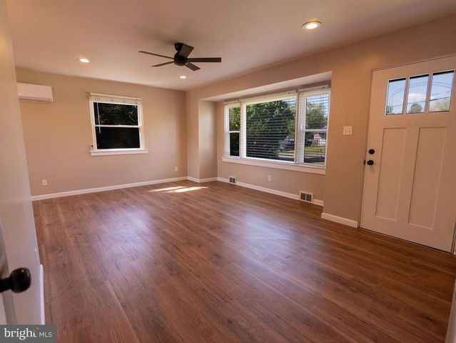 180 MARY ELMER DR, Bridgeton, NJ 08302
