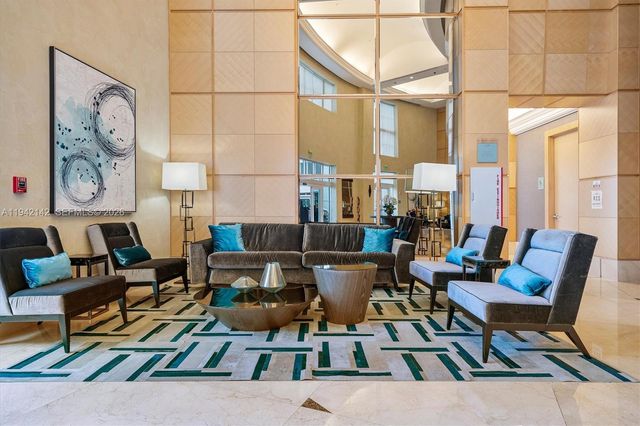 19400 Turnberry Way 1131, Aventura, FL 33180