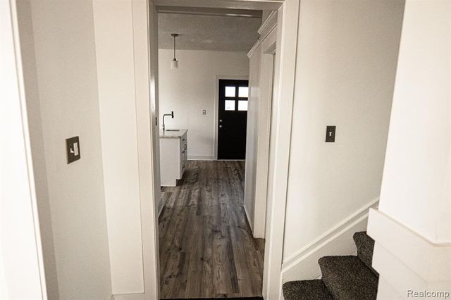 2552 N La Salle Gardens, Detroit, MI 48206