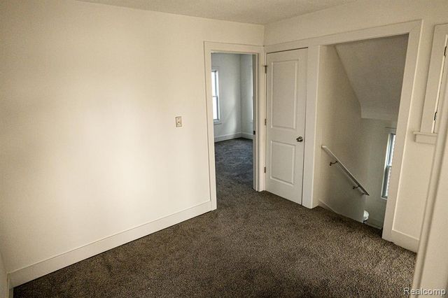 2552 N La Salle Gardens, Detroit, MI 48206