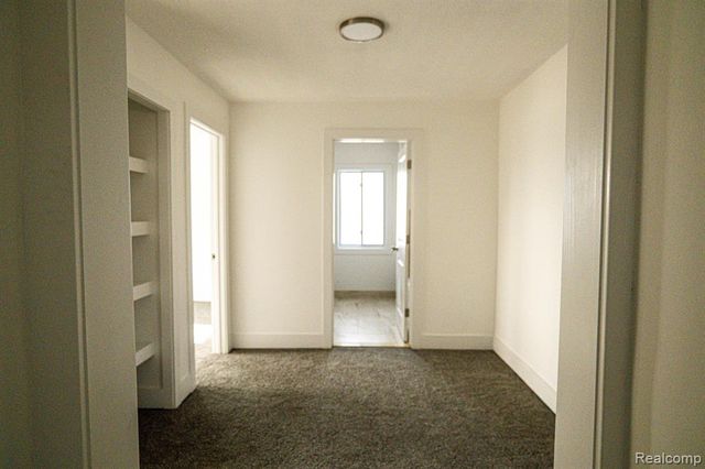 2552 N La Salle Gardens, Detroit, MI 48206