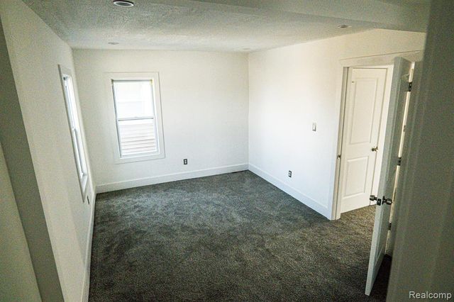 2552 N La Salle Gardens, Detroit, MI 48206