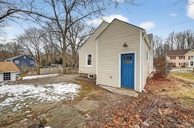 60 W Jeanibo Road, Monroe, NY 10950