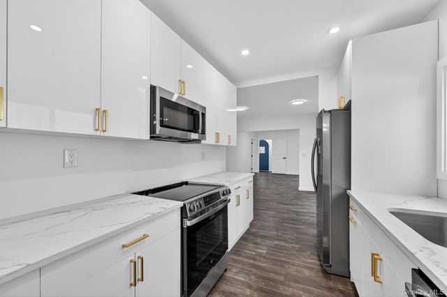 60 W Jeanibo Road, Monroe, NY 10950