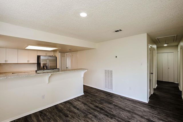 15610 Cabot Creek Circle, Houston, TX 77070