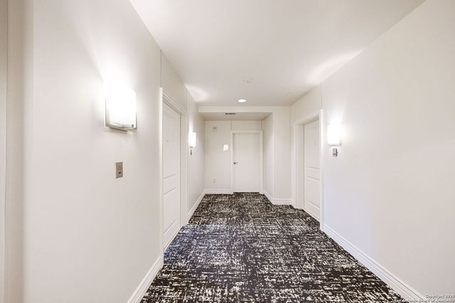 215 Center St Apt 1104, San Antonio, TX 78202