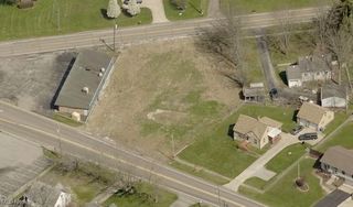 814 State Road NW, Warren, OH 44483