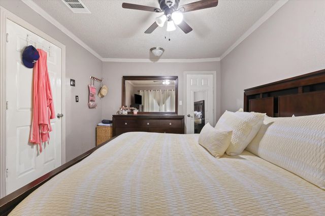 3404 Livingston Avenue, Fort Worth, TX 76110