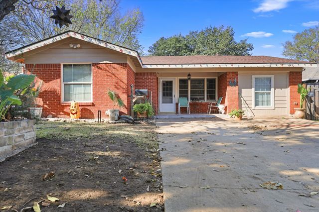 3404 Livingston Avenue, Fort Worth, TX 76110