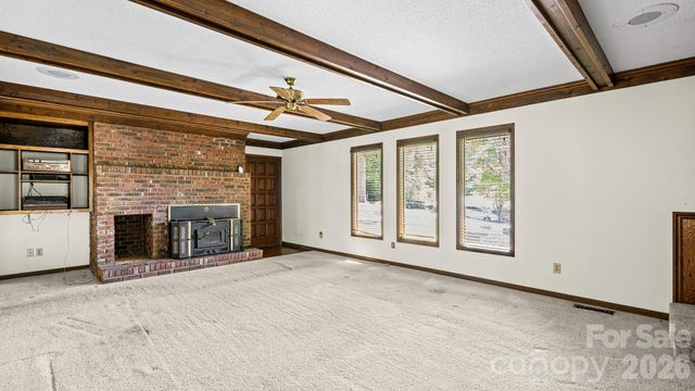 297 Mockingbird Lane, Mcadenville, NC 28081