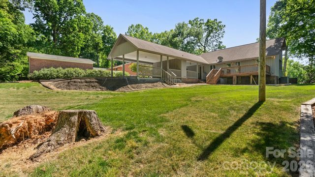 297 Mockingbird Lane, Mcadenville, NC 28081