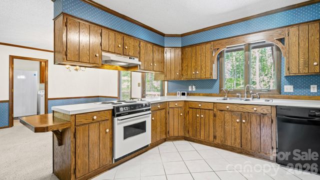 297 Mockingbird Lane, Mcadenville, NC 28081