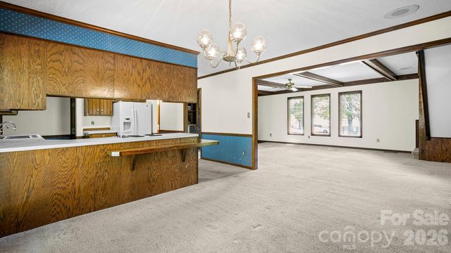 297 Mockingbird Lane, Mcadenville, NC 28081