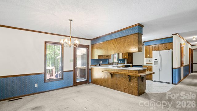 297 Mockingbird Lane, Mcadenville, NC 28081