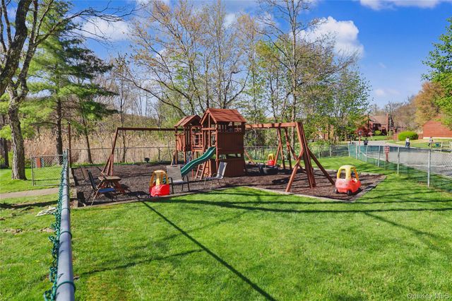 404 Tamarack Lane, Brewster, NY 10509