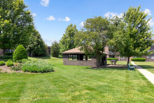 1502 Woodbridge Road 2H, Joliet, IL 60436