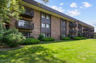 1502 Woodbridge Road 2H, Joliet, IL 60436