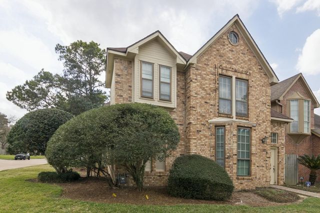 6718 Queensclub Drive, Houston, TX 77069